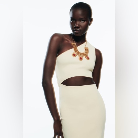 NWT. Zara Golden Metal Necklace with Stone Appliqués. - Picture 3 of 7